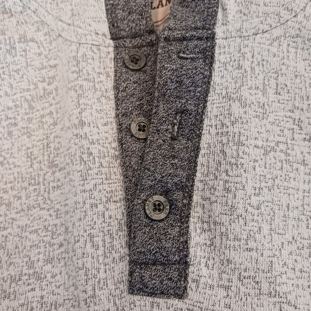 Free Planet Men's Hoodie Size M L/S 1/4 Button White/Gray Textured Front Pocket‎ - Picture 5 of 9